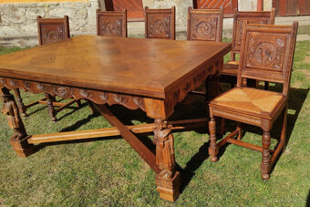 Starožitný dubový rozkládací stůl a 6 židlí - 3