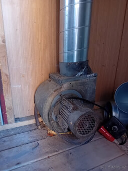 Stříkací a pískovací box - 3