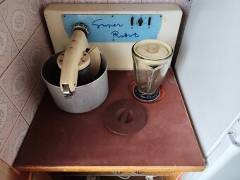 Retro super robot UKS - 3