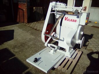HNĚTAČ TĚSTA VULKAN - 3
