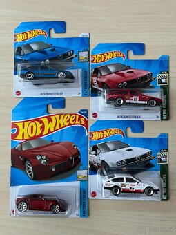 Hot wheels Alfa Romeo, Lancia Delta - 3
