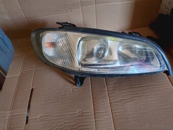Přední světla Opel Omega C xenony - 3