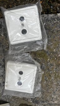 Zasuvka, vypinac, a anteni dil ABB - 3