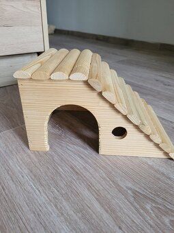 Pěkné potřeby ro menší hlodavce,seník,domeček, pelíšek - 3