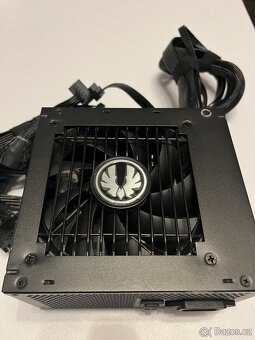 BitFenix Formula Gold 550W M. BF550G - 3
