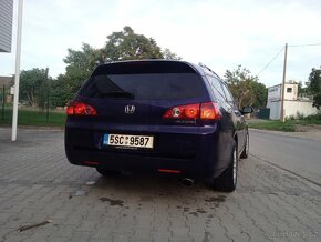 Honda Accord 2.2 iCDTi - 3