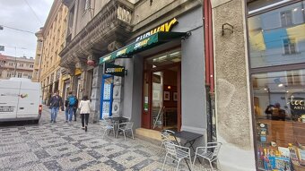 Prodej 45m2 nebytového prostoru. Karmelitská ulice, Praha 1 - 3