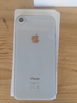 iPhone 8 64GB - 3