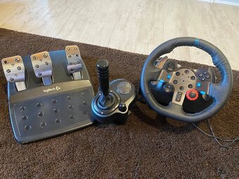 Herní sestava Logitech g29 driving force + řadící páka - 3