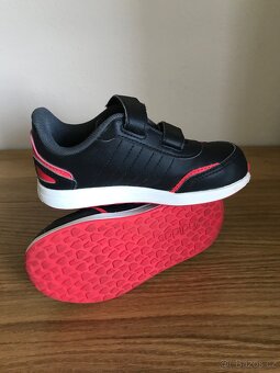 Adidas tenisky, běh - dětské - vel. 26. - NOVÉ - 3