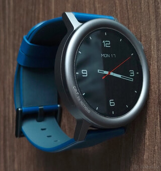 Hodinky CMF Watch Pro 2, v záruce ještě 1 1/2 roku. - 3
