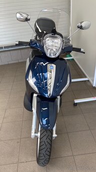 Piaggio Beverly 300ie - 3