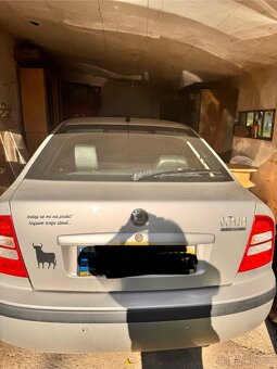 Octavia 1.8t 20V - r.v. 2002 - ND nebo na opravu - 3
