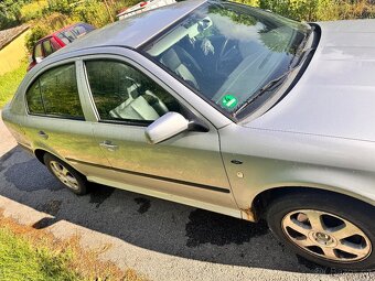Octavia 1.8t 20V - r.v. 2002 - ND nebo na opravu - 3