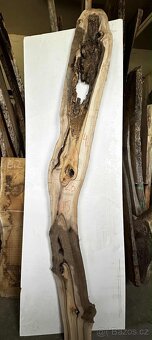 Atypické fošny na epoxid ořech - 250cm a více - 3