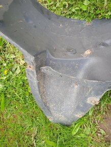 Přední plastové podběhy Octavia II - 3