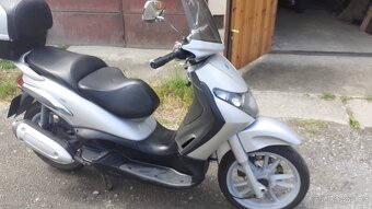 Piaggio Beverly 250 - 3
