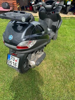 Piaggio mp3 400 - 3