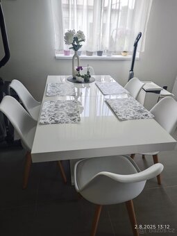 Jídelní stůl 8 židlí - 3