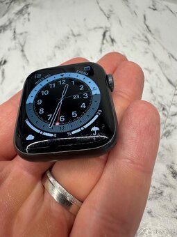 Apple Watch Series 6 44 mm GPS – kompletní balení - 3