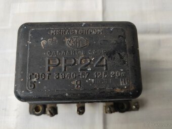 Relé dobíjení Moskwich - 3