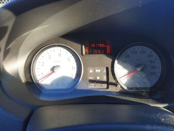 Dacia Logan MCV 1.6 benzin 2009 - 3