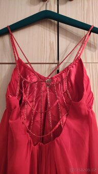 Mini červené šaty - 3