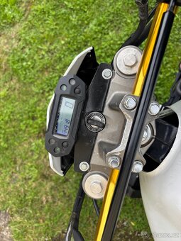 Honda Hornet 600 – výborný stav, po servisu, nové pneu - 3