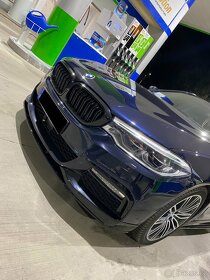 Pevné Lipo pod nárazník ČERNÝ LESK na BMW 5 - G30/G31 preLCI - 3