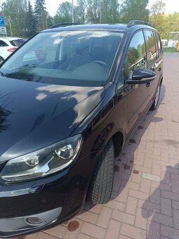 Volkswagen Touran R.V.2011 2.0.TDI 103 KW - 3