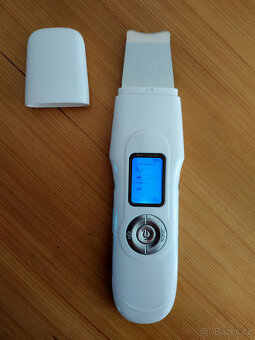 Ultrazvuková špachtle na pleť Ilwy 306 s EMS, LCD - 3