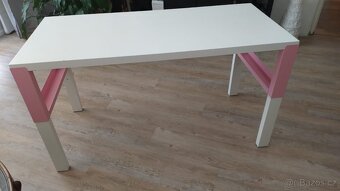 Ikea PÅHL stůl dětský, nastavitelná výška růžový - 3