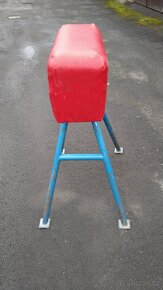 Prodám gymnastickou kozu-koně - 3