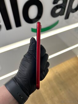 Apple iPhone XR 128GB (Product) RED - 3