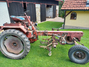 Traktor RS 09 se žací lištou, všerobem a sečkou - 3