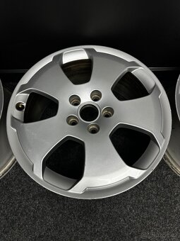 Alu AUDI A3 5x112 r17 8P0601025C - 3