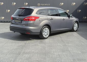 Ford Focus manuál benzín 92 kw 2015 - 3