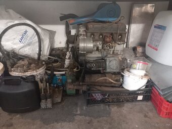 Malotraktor 4x4 domaci výroby - 3