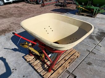800L Rozmetadlo KVERNELAND VICON PS - perfektní pro sůl - 3