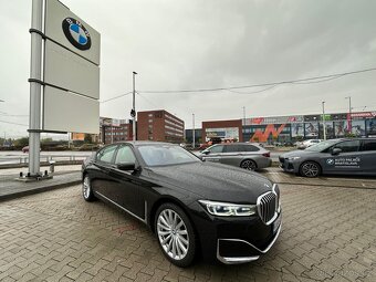 BMW 730d 286PS Ťažné Webasto VyhrievVolant VentilovaneSed - 3