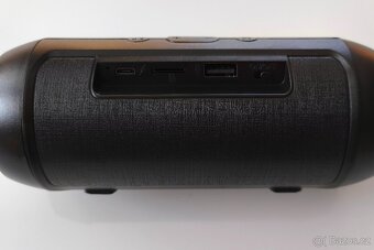 Přenosný bezdrátový bluetooth reproduktor (NOVÝ) - 3