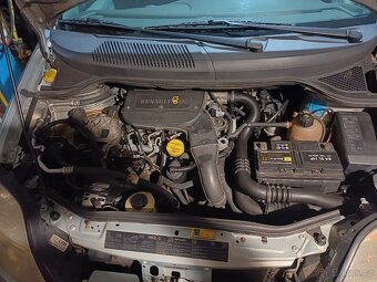 Renault Scenic 1.9 DCI 75KW - 3