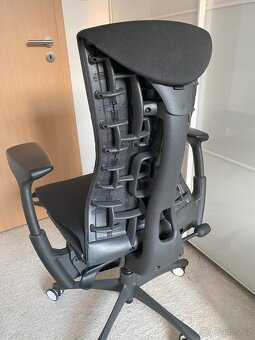 Kancelářská židle Herman Miller Embody Gaming NOVÁ - 3