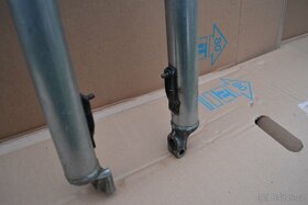 JAWA 350/634 Přední vidlice s brýlemi a manžetou. NOVÁ CENA. - 3