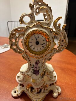Starožitné porcelánové hodiny - 3
