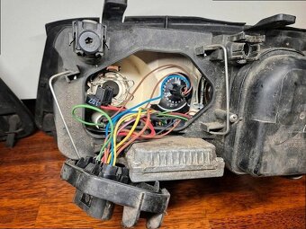 Přední světlomety VW Bora R32/GTI VR6 Highline – Xenon Bosch - 3