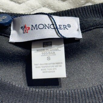Moncler svetr - 3