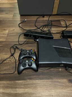 Xbox 360 herní konzole - 3