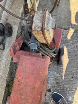 ELEKTRICKÁ  PILA NA KOV AKCE SLEVA - 3