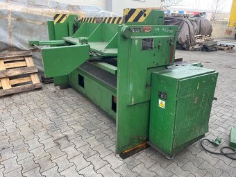 236. Tabulové nůžky NTE 2000/4 - 3